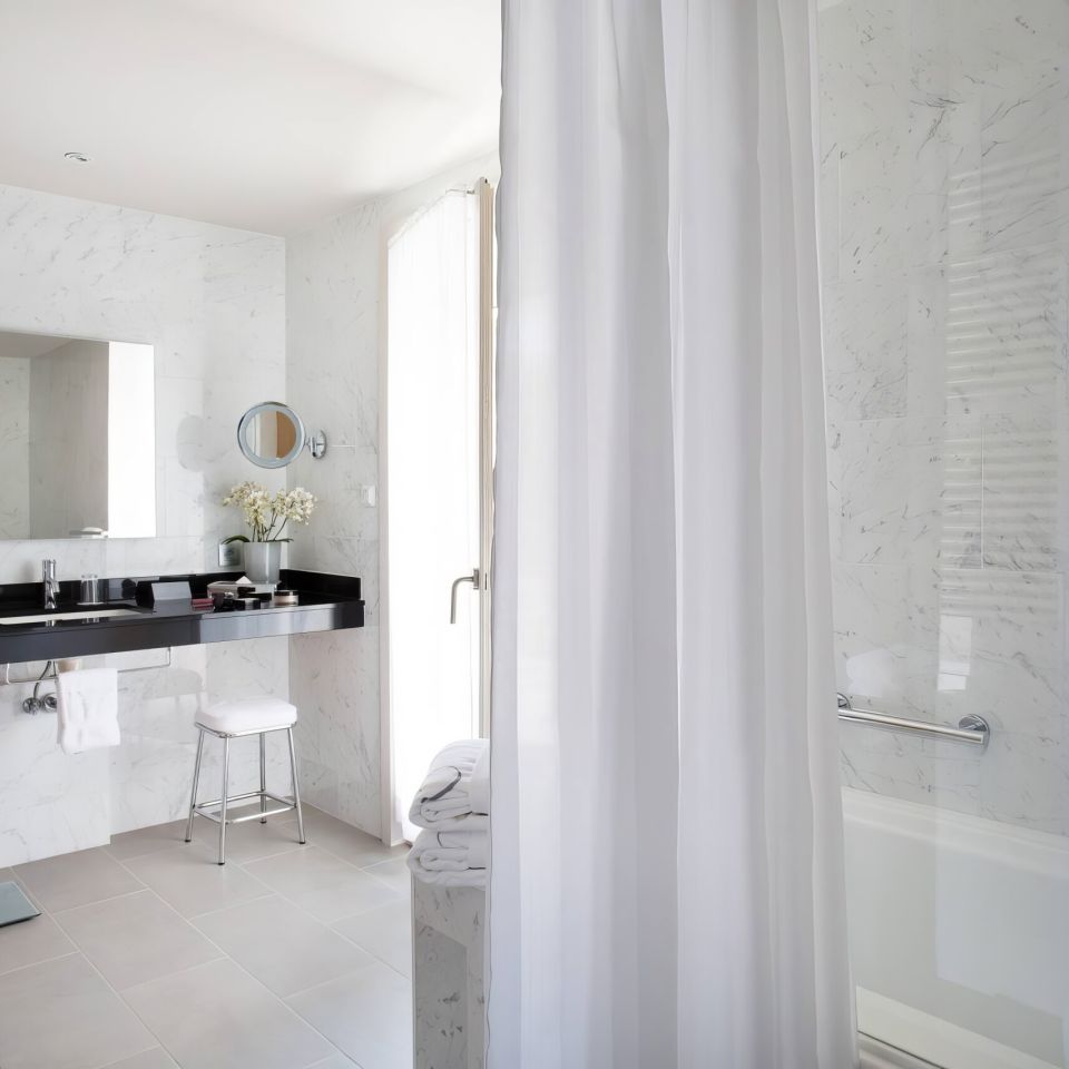 Calvi Hotel Suite 2 Bedrooms 1 Bathroom Luxury